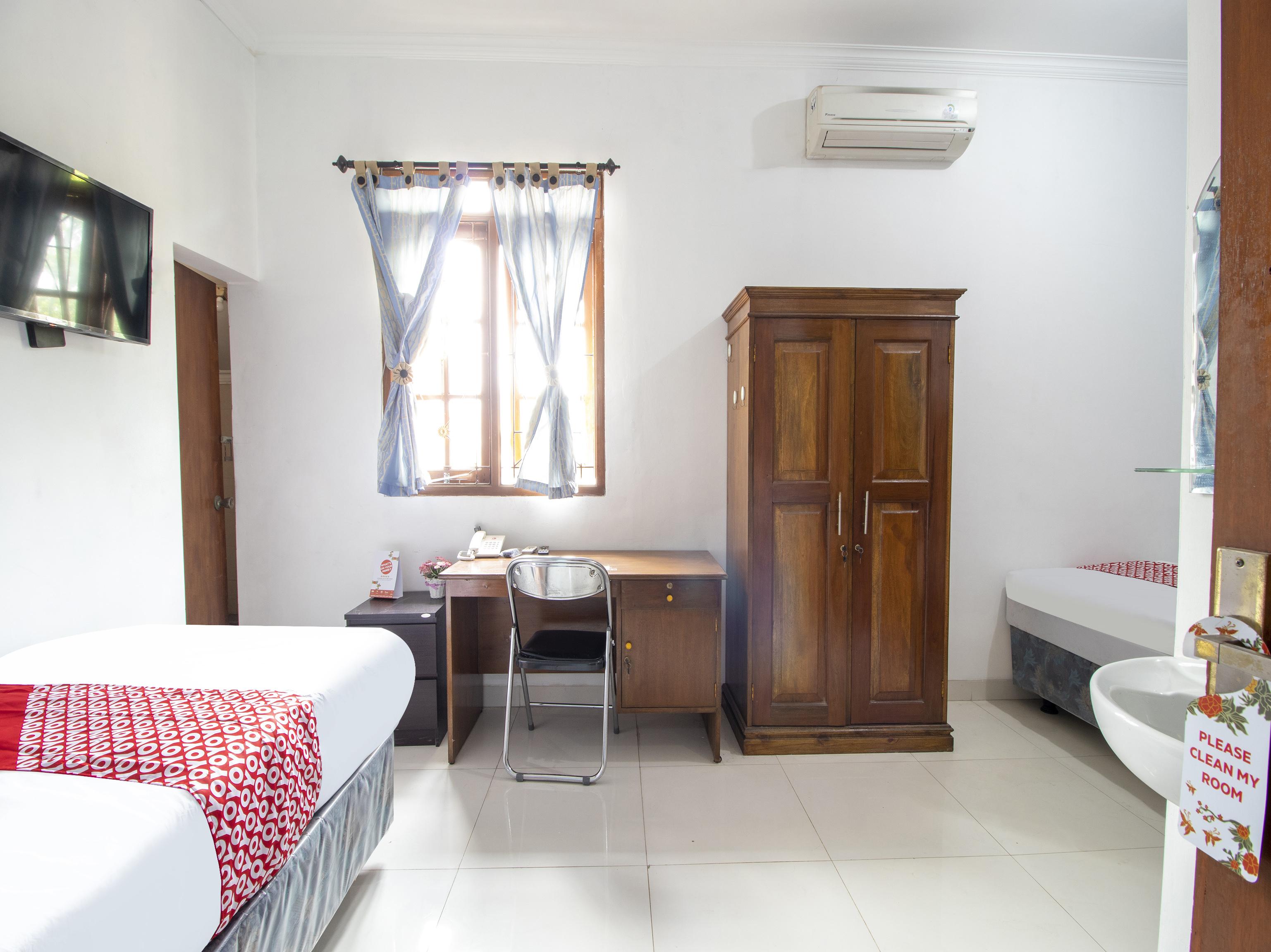 Hotel Oyo 3908 Fenway Kostel à Bandung Extérieur photo