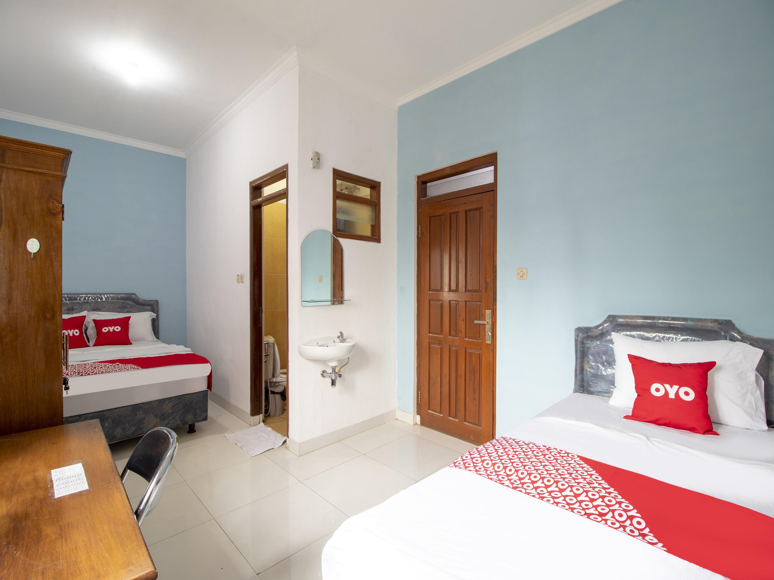 Hotel Oyo 3908 Fenway Kostel à Bandung Extérieur photo