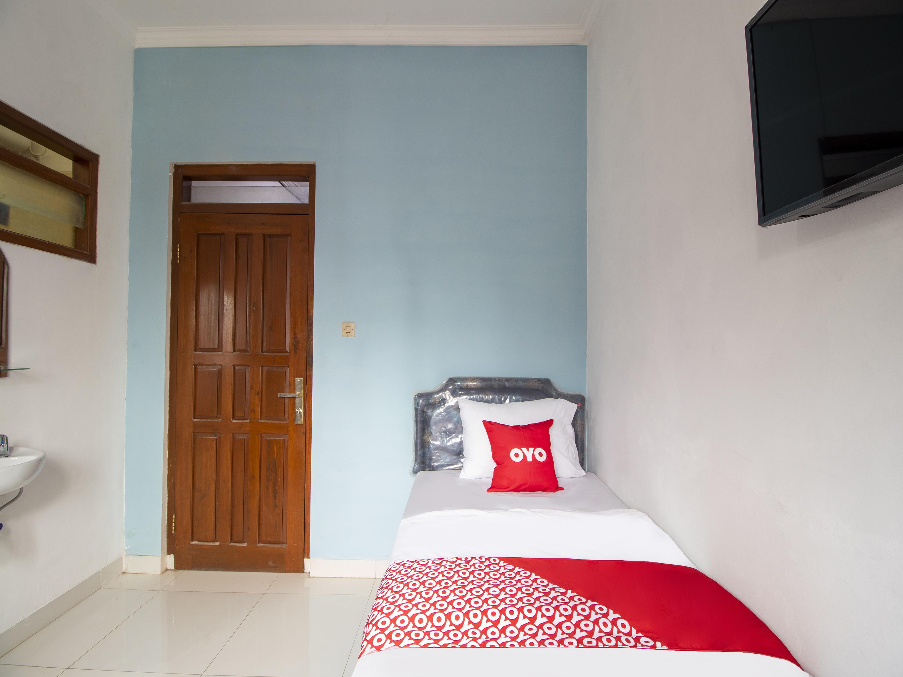 Hotel Oyo 3908 Fenway Kostel à Bandung Extérieur photo